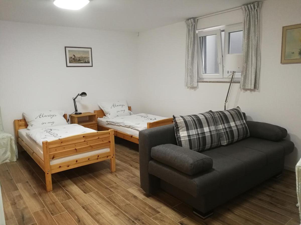 21A Comfortable Studio Taufkirchen  Extérieur photo